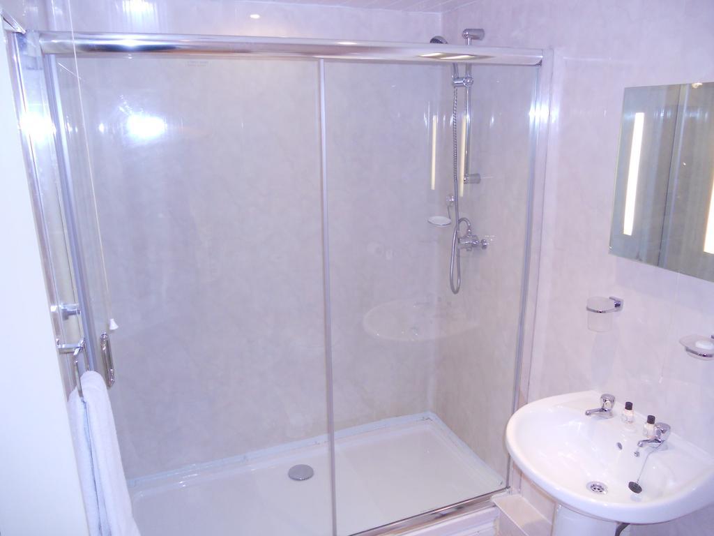 Lowenac Hotel Camborne Δωμάτιο φωτογραφία